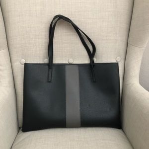 Vince Camuto Tote